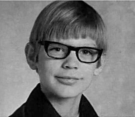 6863187833 12a239af2e