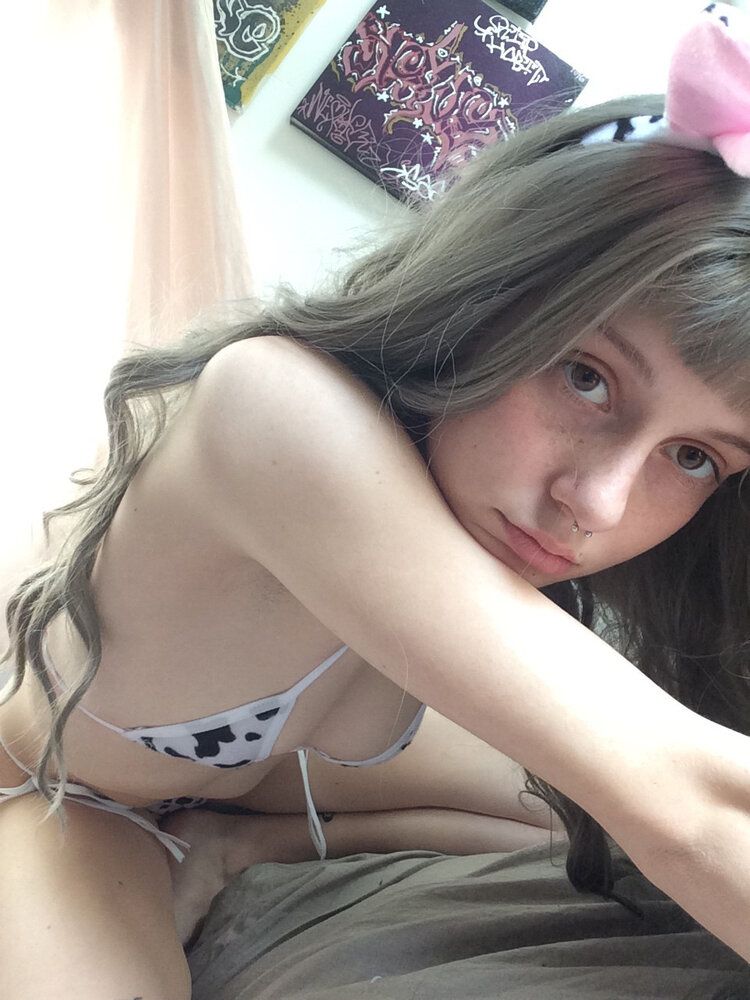 Lili devil 262D9704 53EA 4466 BB73 4981660FAC95 1560317195