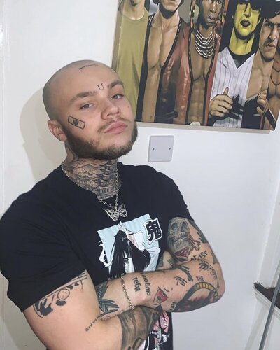 0C26E9F9 DECB 4772 958E C3AA4AA78650