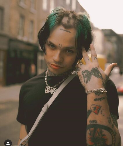 CDF8506F 25EB 4A15 90B3 F468B296AB7F