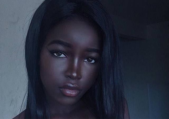 7A520450 4FB7 4B78 9A51 7C1577C0533B