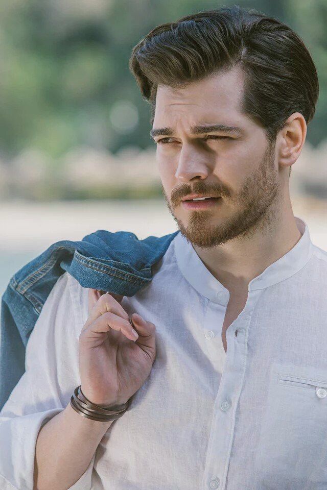 872E5E8C 7203 4DB4 83D3 BA699441FEC4