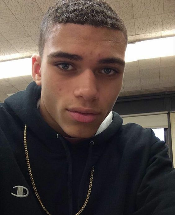 B943dcd4f68e0826de78a7cb7ae31bef