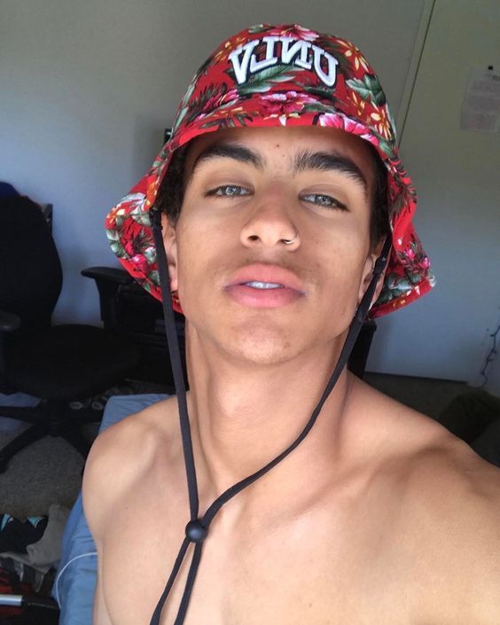 32653374c17270eb9ad23b9afb4444e2