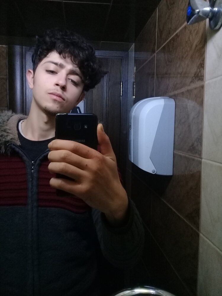 [OP] face of an incel in 2020 | Looksmax.org - Men's Self-Improvement ...
