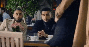 BAA9B9CC A922 4215 8165 73FB862ADA49