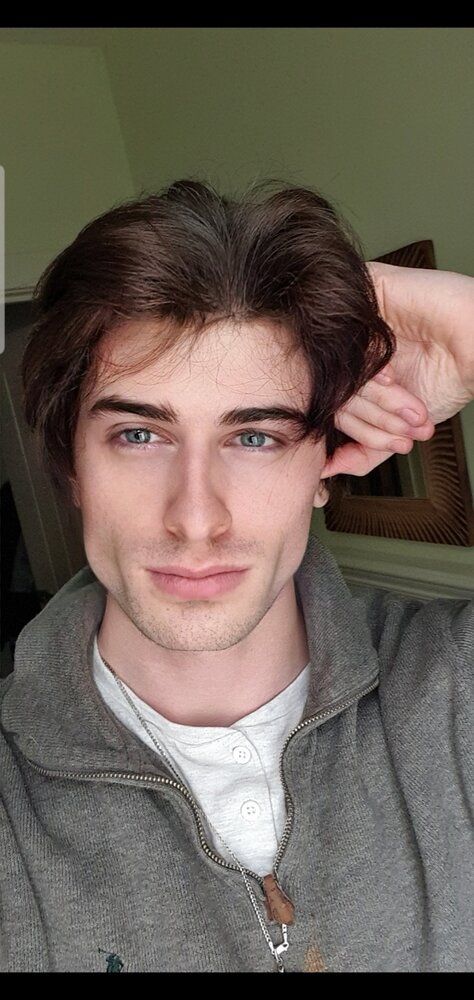 FaceApp 1578270165018 FaceApp 1578270165018