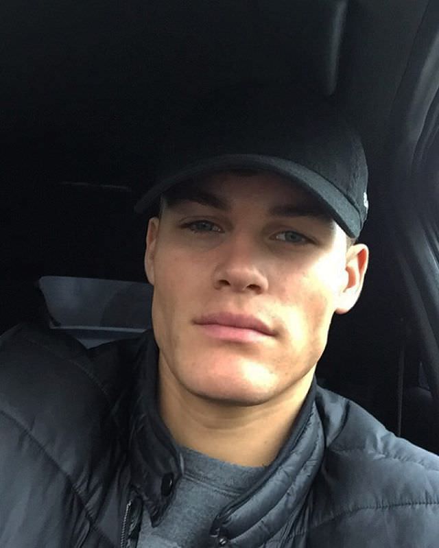 AFWCZaT