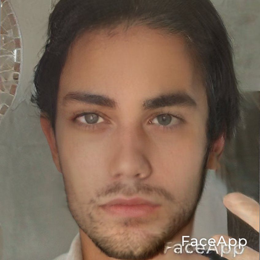 FaceApp 1580558599140
