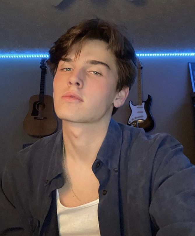 34EB2D08 EA53 44CD B1D3 26995A568CE5