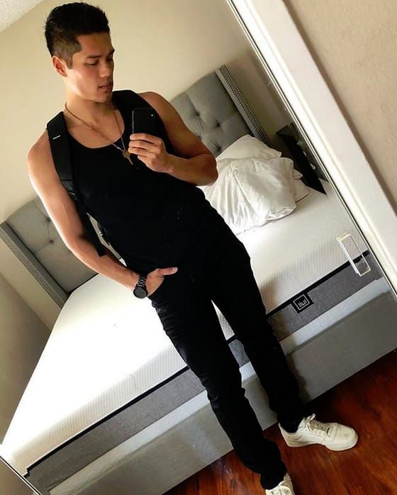 DFC43037 493A 4AA4 8AF1 FB0F776DEC3E