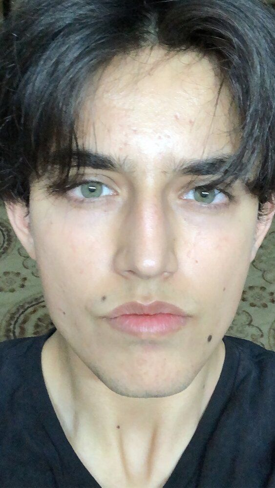 16A8FF11 A3E9 433A AC6B D4869D28FF2D