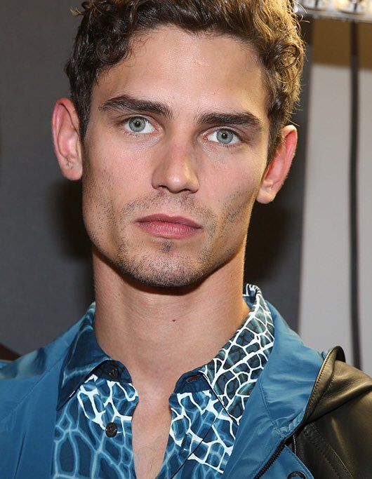 C2C7BA88 F18B 4670 86B0 E697659315CD