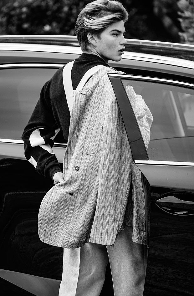 441D00F0 D94C 4CFF B0AC D7613E3E3F54