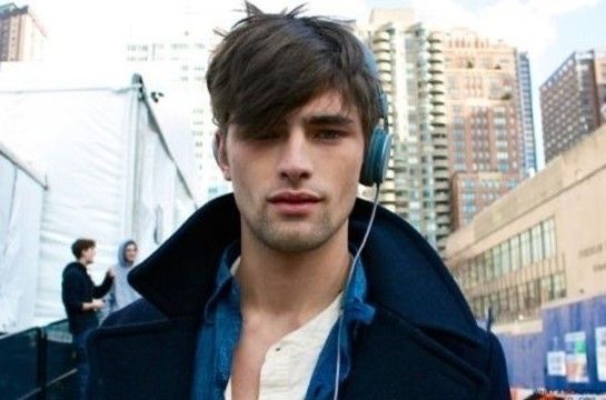 812523A3 C800 4EB8 ACE9 326DFC9F971E