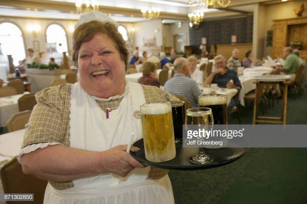 Waitress