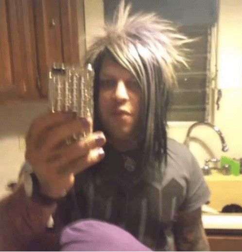 To the scene kids out there this is dahvie vanity 8063125