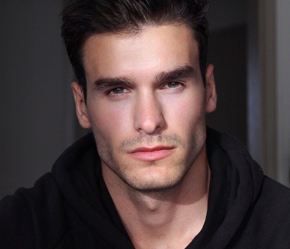 DBCB2020 311E 4312 877C DB46D3CB330C