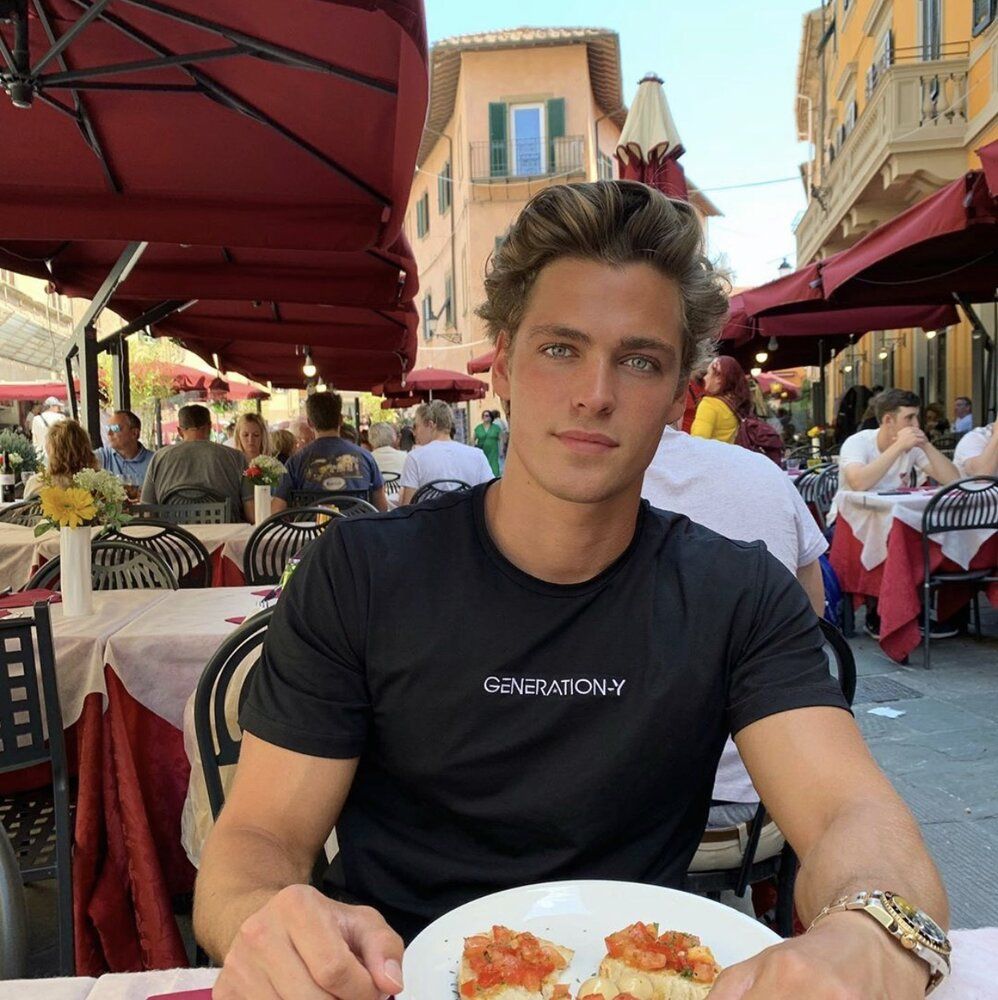 27F2DA7B 5B41 453A B482 71B66BE79D3E