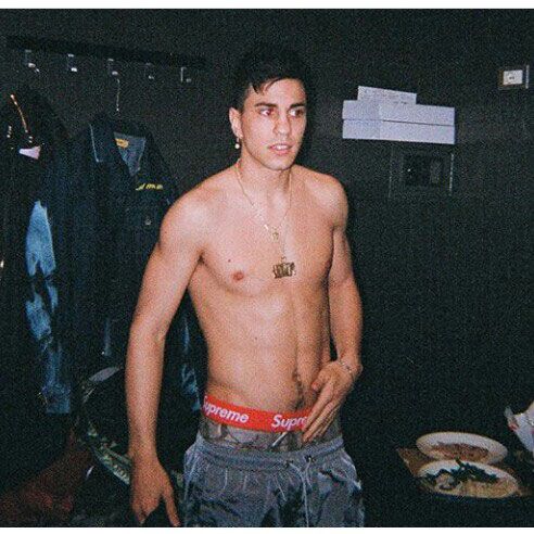 8d78f43dace34ed288aa90e0a4d3f61d 492x492