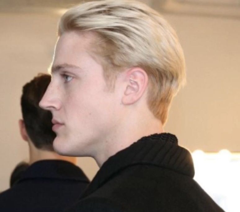 7DEE2E03 1441 4320 87A2 2B31042E6A9B