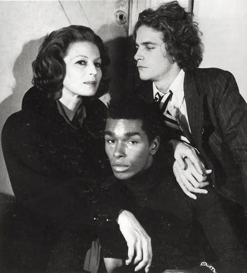 302229 2750565883721 1244846976 33344419 1740245118 n