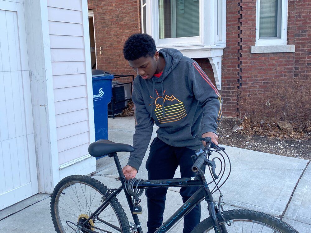 E7D5AE8F 4201 4BBB AA10 C31728E0E42D