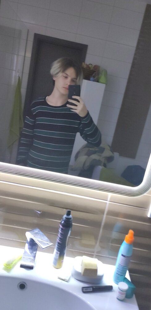 Snapchat 703111859