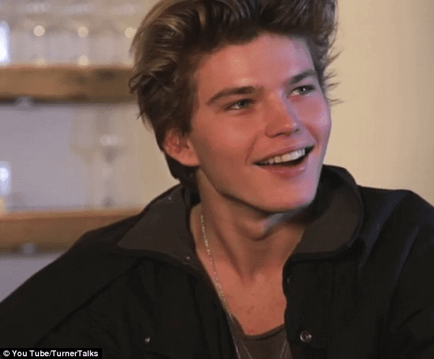 26543B1F00000578 2980123 image m 4 1425521713350