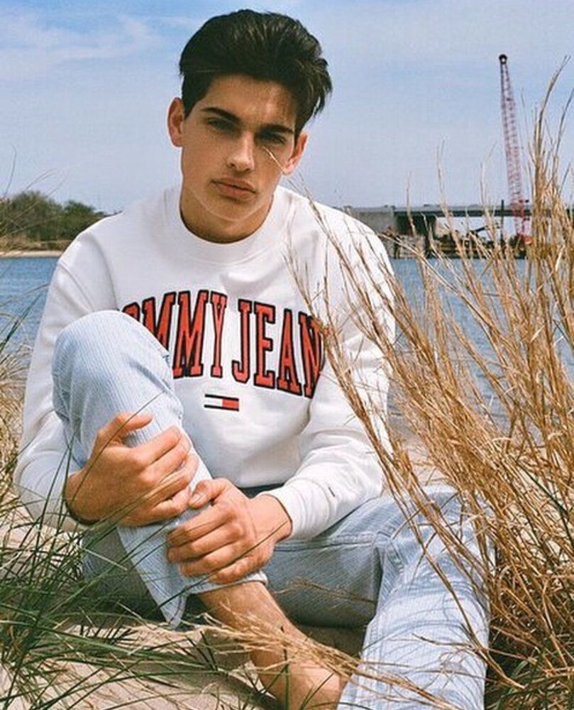 123C7494 F7D4 4E66 92FC 079AC04C8097