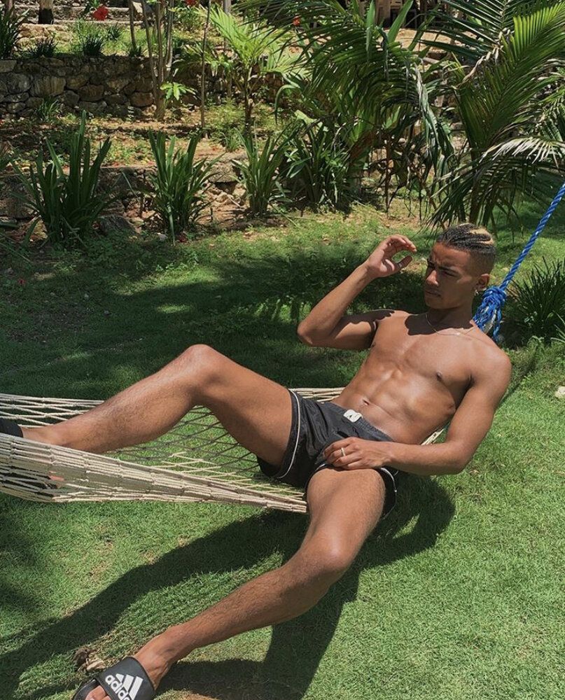 E1F0F615 D708 4FDE ACEE 881FE7799149