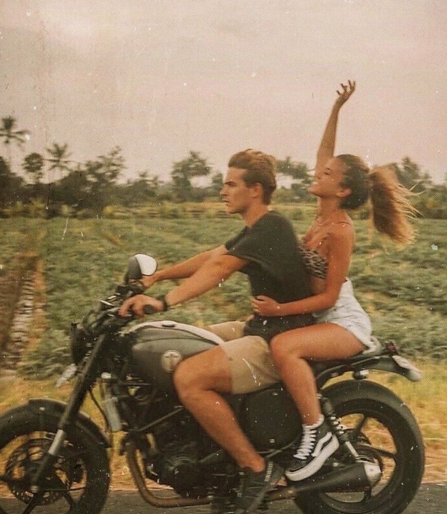 962DE03E 7652 47C4 B374 8EAEAB12D2CF