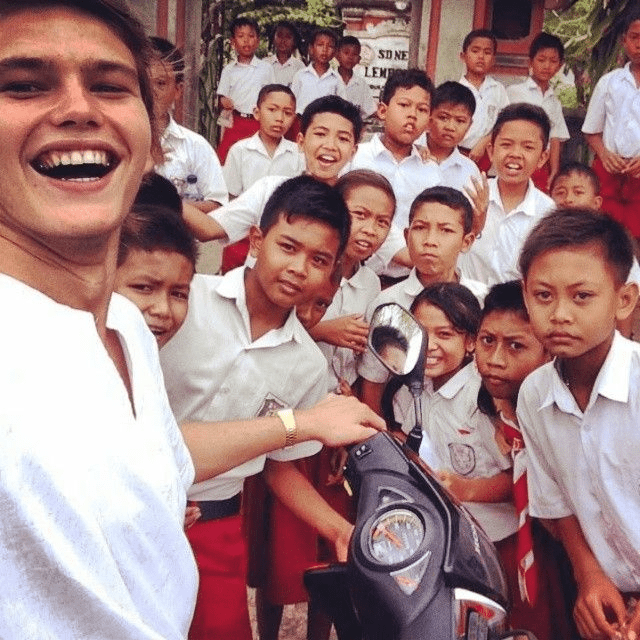 1389428 1421651334731136 450255192 n jpg