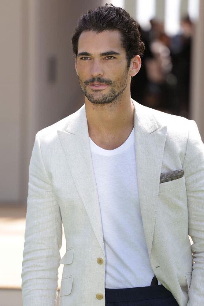 37D84D46 DF51 49CF 8433 AF2B8D5D52D9