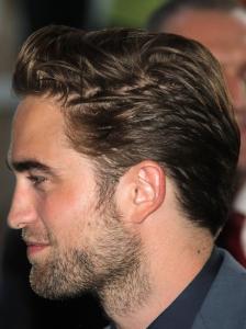 Robert pattinson 14 1349086301 view 1 1 1