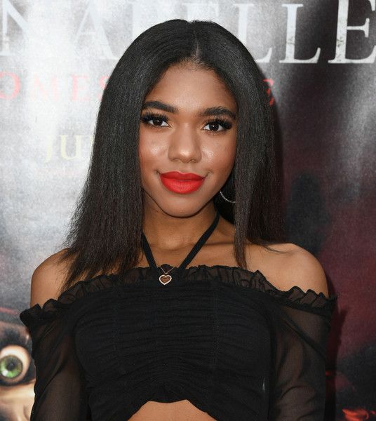 TealaDunnPremiereWarnerBrosAnnabelleAtzKFUi EOfl