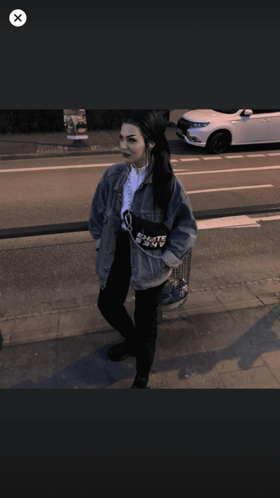 1D1ED63F D7BB 467C B953 AD328A5DB0D3