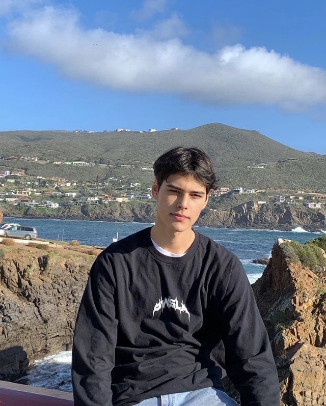 6E0406F5 C841 4C27 A186 D1622ECC7796