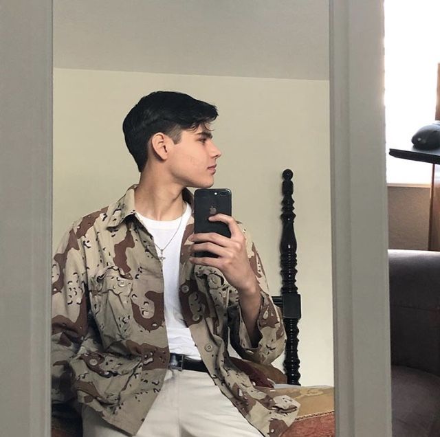 2F981319 38FF 4D99 B4E2 C1C37E842DB0