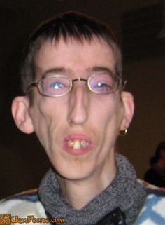 8c8e17c40af62ac8fc0b63b8b1f58dc6  scary people strange people