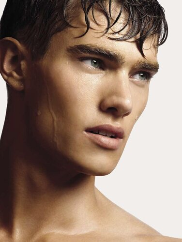 Marcus-Hedbrandh-male-models-18513683-851-1134.jpg