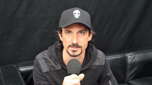 8BC908C1 F9EB 4996 B15E 221F27FA3C81