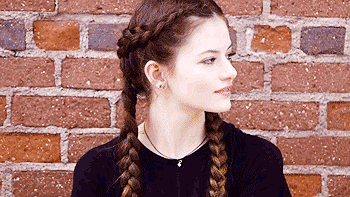 Mackenzie foy gif 2018