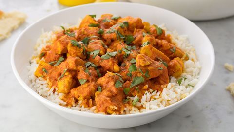 1501791674 delish chicken curry horizontal