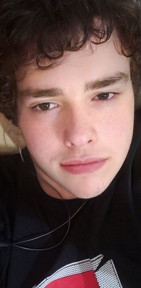 FaceApp 1575893437264