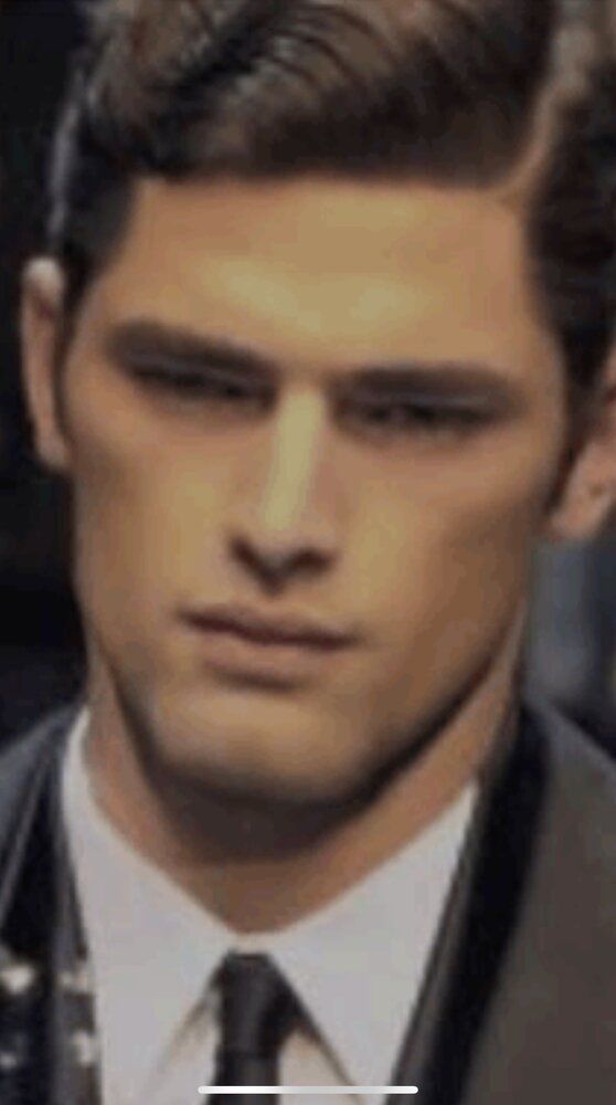 8DF685A7 E322 4022 9B15 3F6BAC708423