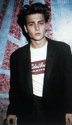 11f23a38b74b9a84425281738dca3a97  young johnny depp heres johnny