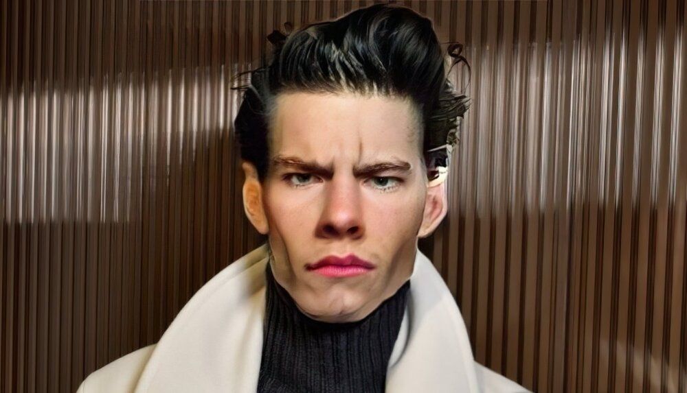 FaceApp 1587215161429