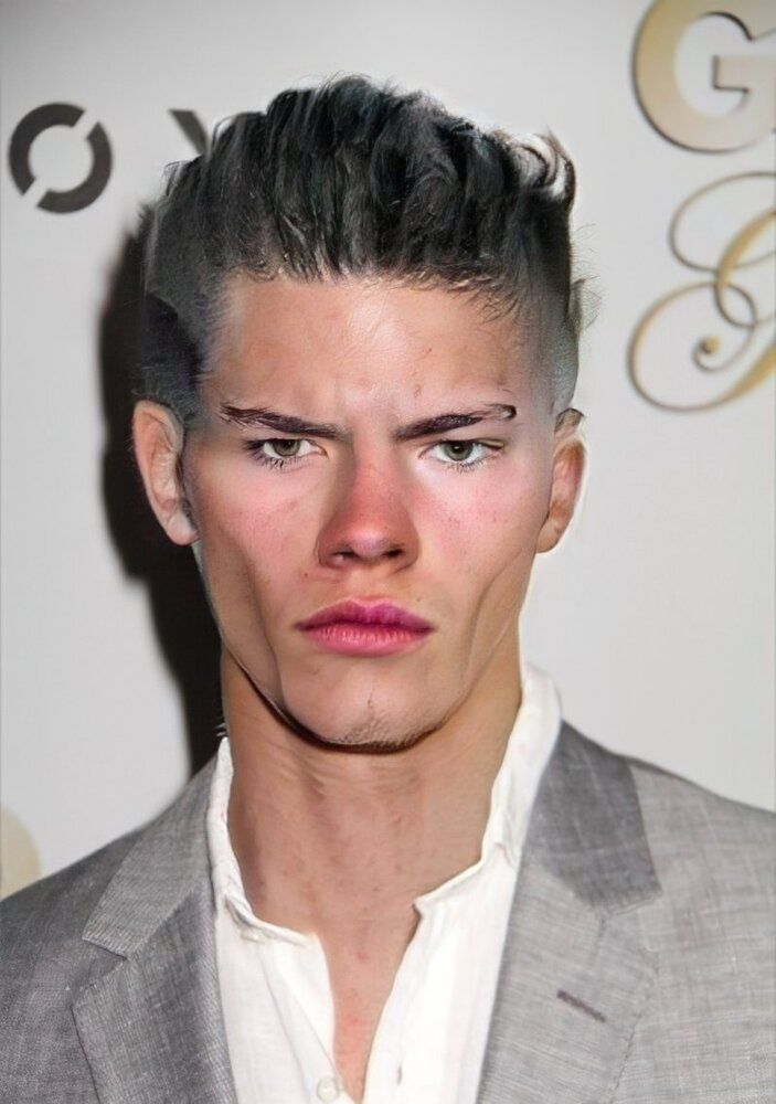 FaceApp 1587216485432
