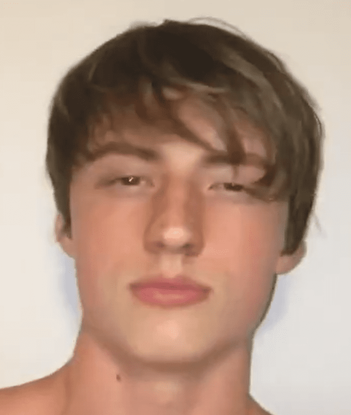 1587676756736